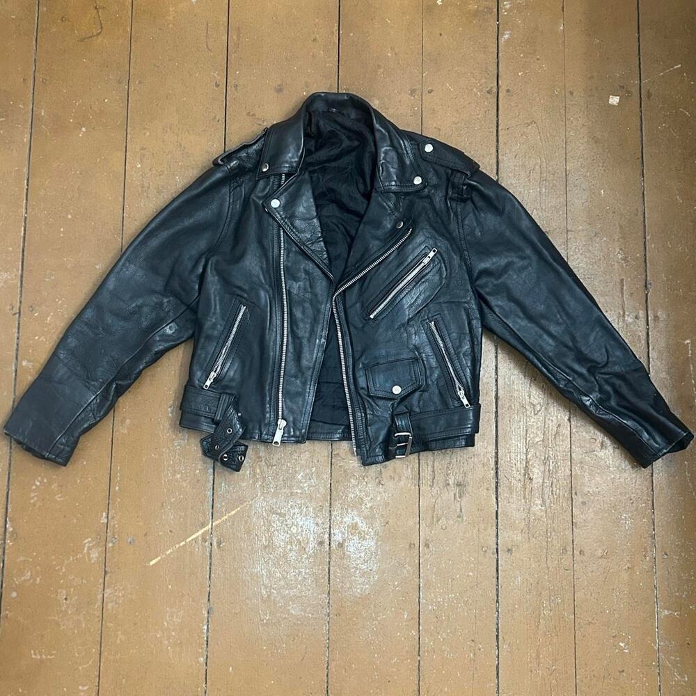VINTAGE BLACK LEATHER Cropped Biker Jacket